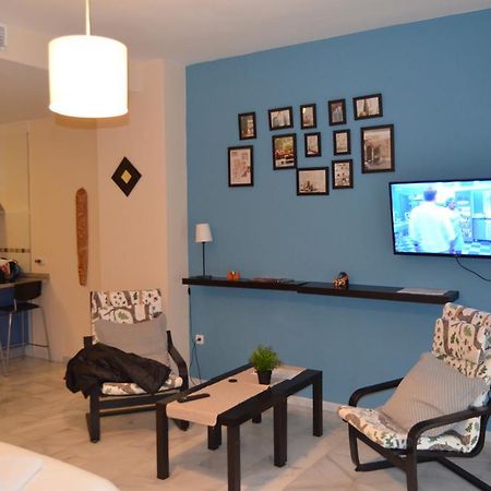 Apartamentos Canasteros Малага Екстериор снимка