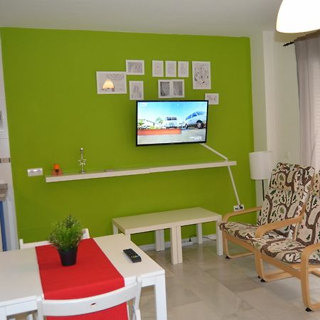Apartamentos Canasteros Малага Екстериор снимка