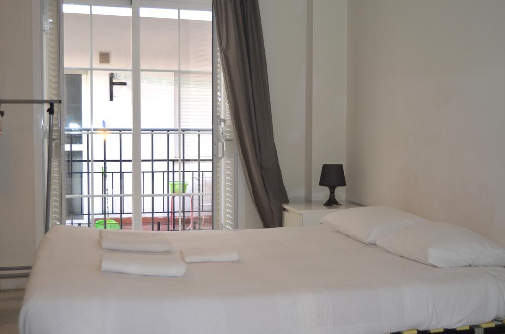Apartamentos Canasteros Малага Стая снимка