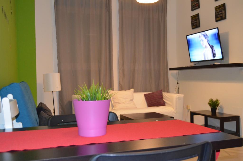 Apartamentos Canasteros Малага Екстериор снимка