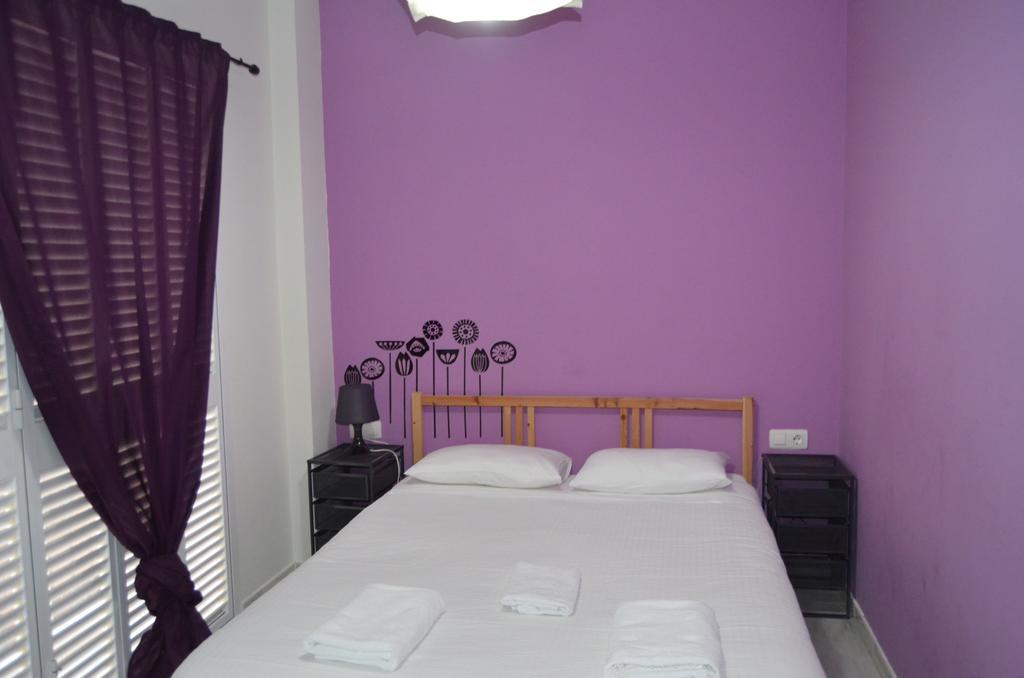 Apartamentos Canasteros Малага Стая снимка