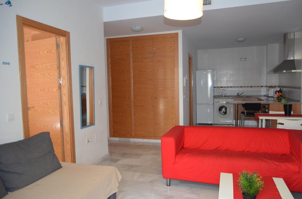 Apartamentos Canasteros Малага Екстериор снимка