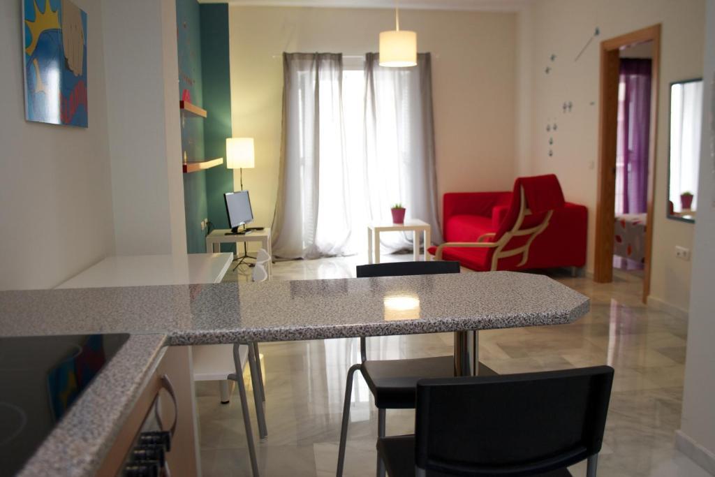 Apartamentos Canasteros Малага Стая снимка
