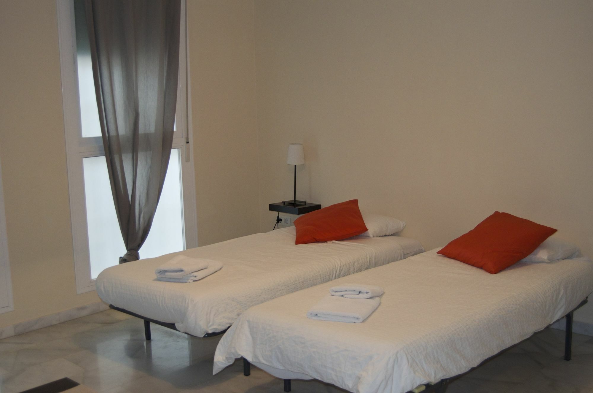 Apartamentos Canasteros Малага Екстериор снимка