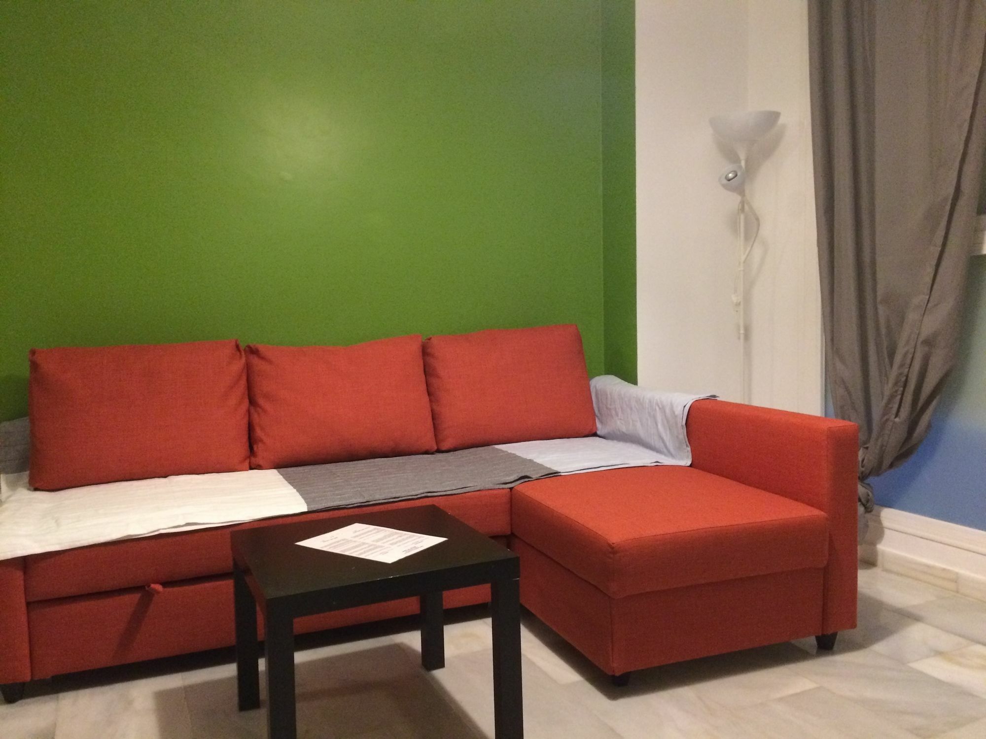 Apartamentos Canasteros Малага Екстериор снимка